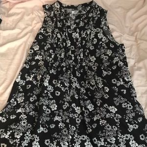 Black & White Floral Old Navy Shift